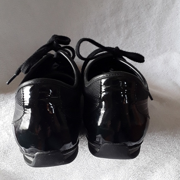 Cole Haan flats 😀😀😀Size 7.5 B - Picture 3 of 8